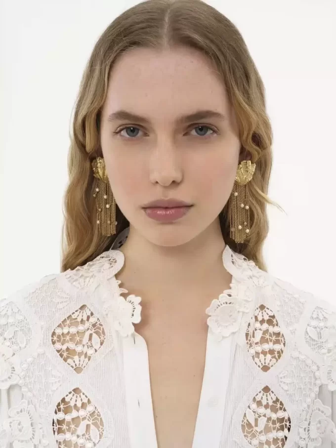 Die Chloé Shells Ohrringe