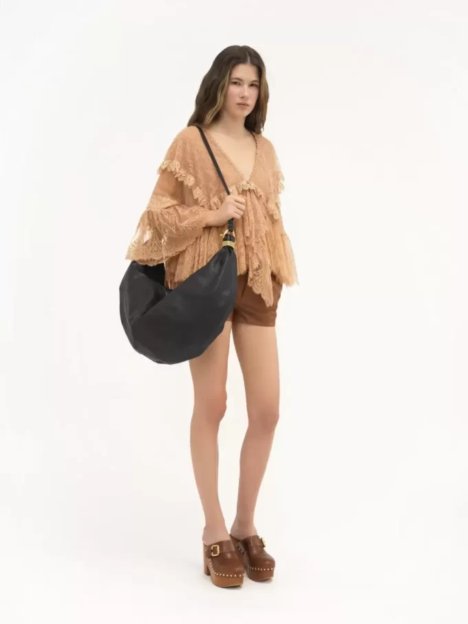 Große Hobo-Tasche mit Armband aus genarbtem Leder