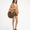 Große Hobo-Tasche mit Armband aus genarbtem Leder