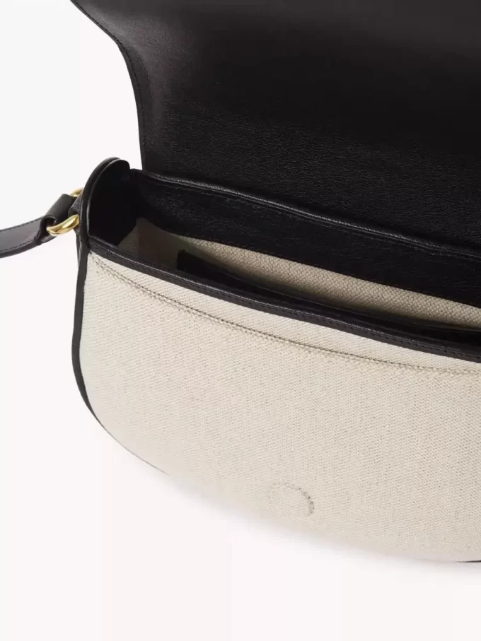 Horse Medal Satteltasche aus Canvas und genarbtem Leder