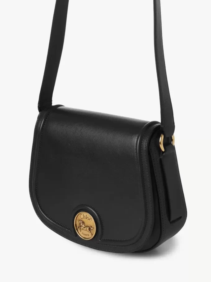 Horse Medal Satteltasche aus genarbtem Leder