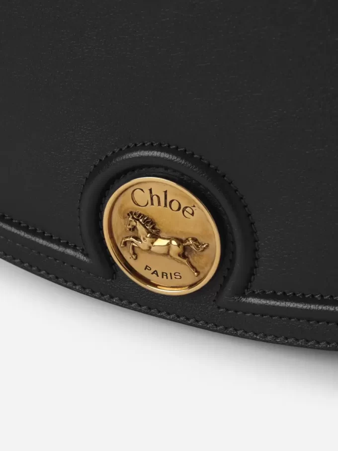 Horse Medal Satteltasche aus genarbtem Leder