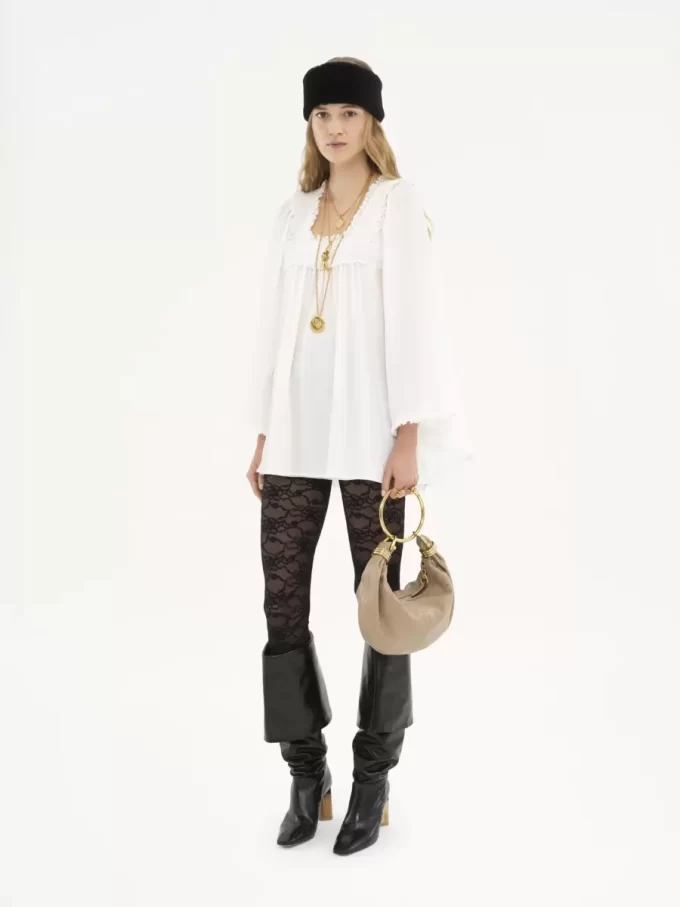 Kleine Hobo-Tasche mit Armband aus genarbtem Leder
