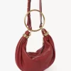 Kleine Hobo-Tasche mit Armband aus genarbtem Leder