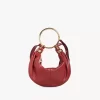 Kleine Hobo-Tasche mit Armband aus genarbtem Leder