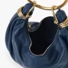 Kleine Hobo-Tasche mit Armband aus genarbtem Leder