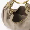 Kleine Hobo-Tasche mit Armband aus genarbtem Leder