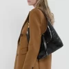 Kleine Marcie Hobo-Tasche aus Leder mit Kroko-Effekt