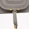 Kleine Marcie-Tasche aus genarbtem Leder