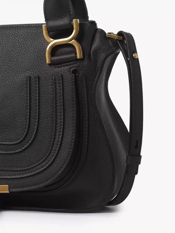 Kleine Marcie-Tasche aus genarbtem Leder