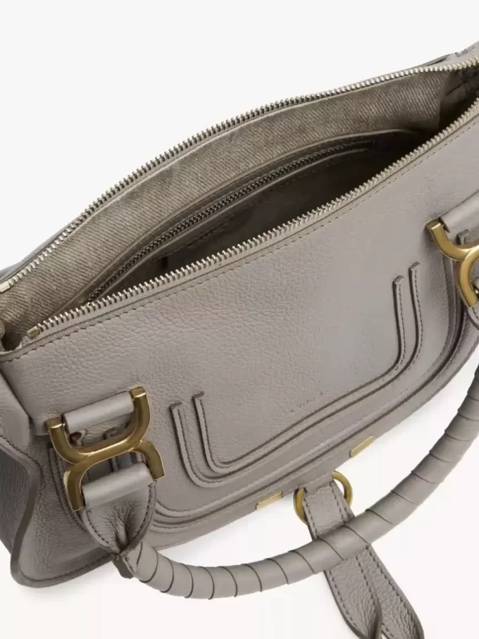 Kleine Marcie-Tasche aus genarbtem Leder