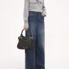 Kleine Marcie-Tasche aus genarbtem Leder