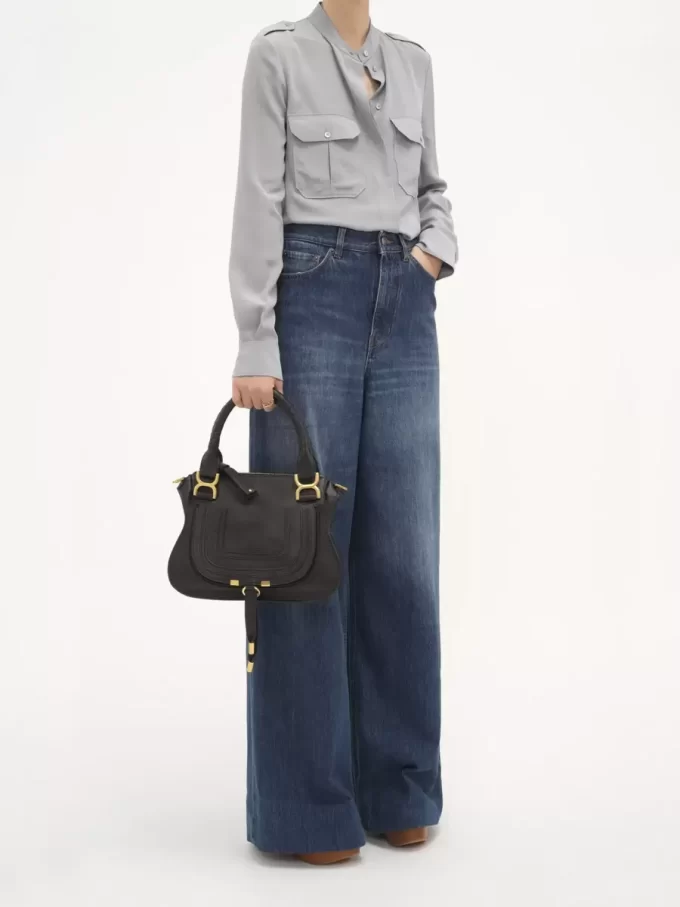 Kleine Marcie-Tasche aus genarbtem Leder