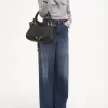 Kleine Marcie-Tasche aus genarbtem Leder