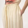 Kurze, fließende Hose aus Crêpe de Chine
