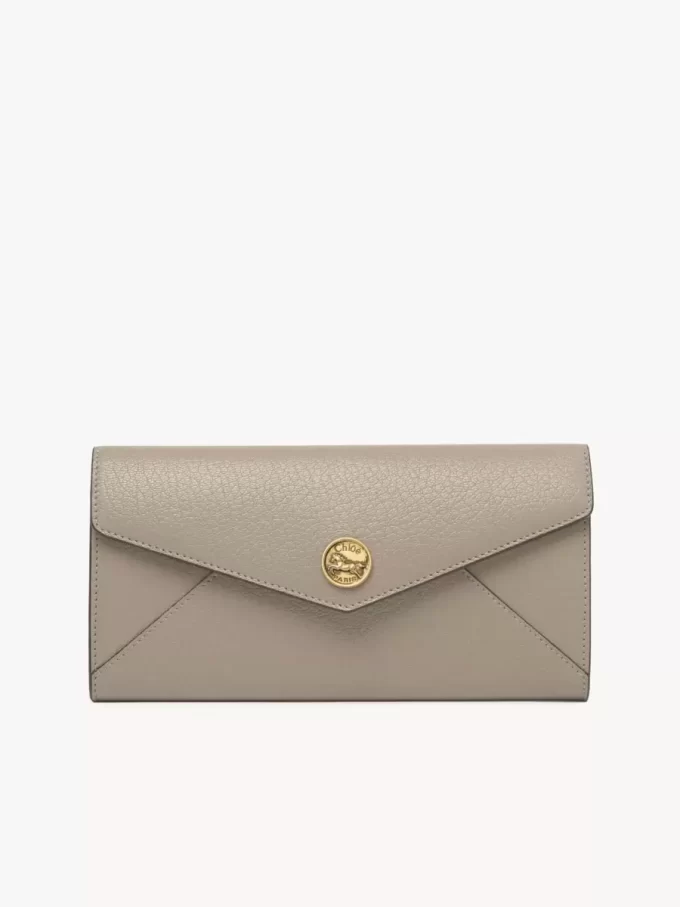 Langes Envelope-Portemonnaie mit Klappe aus genarbtem Leder