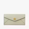 Langes Envelope-Portemonnaie mit Klappe aus genarbtem Leder