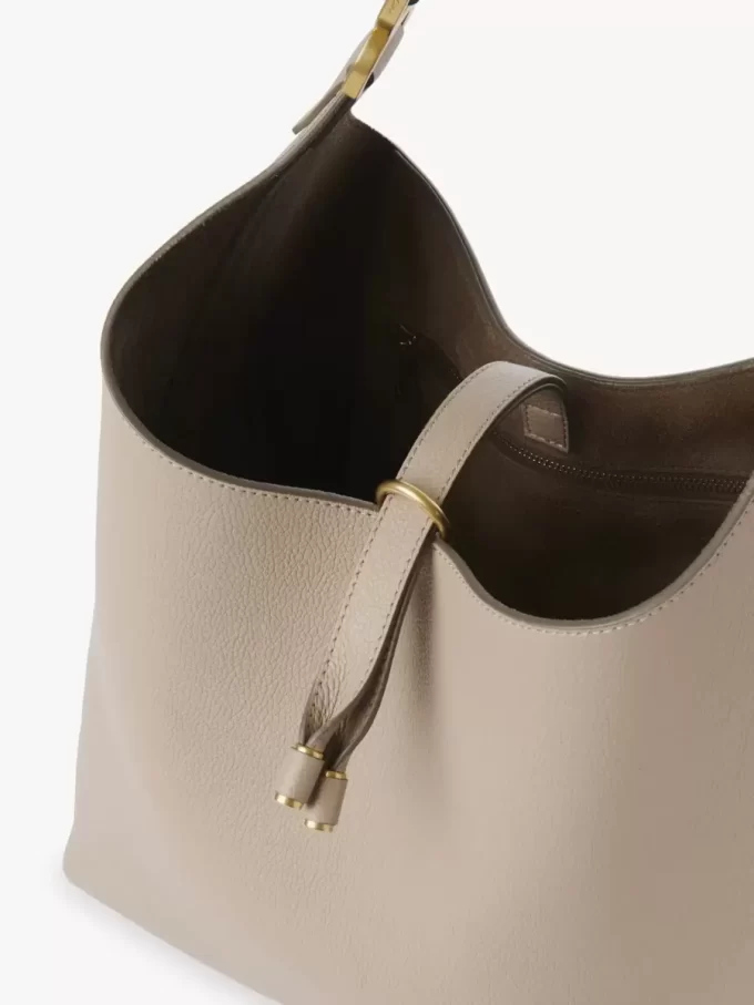 Marcie Hobo-Tasche aus genarbtem Leder