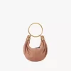 Mini Bracelet Hobo Bag aus genarbtem Leder