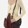 Mini Bracelet Hobo Bag aus genarbtem Leder