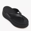 Nama Keilsandalette